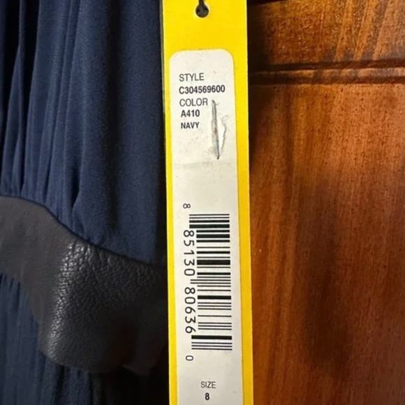 Alice + Olivia Triss Sleeveless Maxi Dress With Leather Trim - Picture 5 of 10